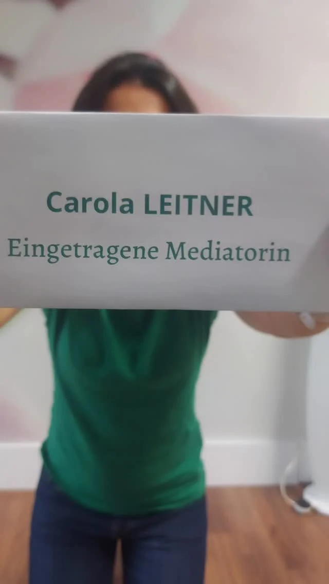 Was bedeutet es eigentlich, eingetragene Mediatorin zu sein? 🤔 Warum sind Qualität und regelmäßige Fortbildungen in der Mediation so wichtig? Und wie profitieren meine Medianden davon? 🌟
Schaut euch mein Reel an, um zu erfahren, warum das so entscheidend für meine Arbeit ist – und was es für euch bedeuten könnte! 👀💬
Habt ihr schon einmal mit einer Mediatorin gearbeitet? Erzählt mir in den Kommentaren, wie eure Erfahrungen waren! 👇

PS.: wie schön passt eigentlich meine Bluse auf dem Foto zur farblichen Gestaltung der Website vom Justizministerium? Ist es euch auch aufgefallen? 😅😇

#Mediation #EingetrageneMediatorin #Konfliktlösung #Berufsregister #Qualitätsstandards #Fortbildung #Wirtschaftsmediation #Österreich #BundesministeriumfürJustiz #MehrWissen #Neugier #Lernstetig #Kommunikation #ProfessionellBeraten #Mediatorin